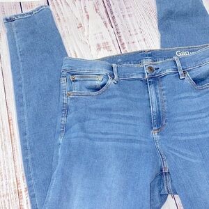 GAP jeans size 32 Tall
